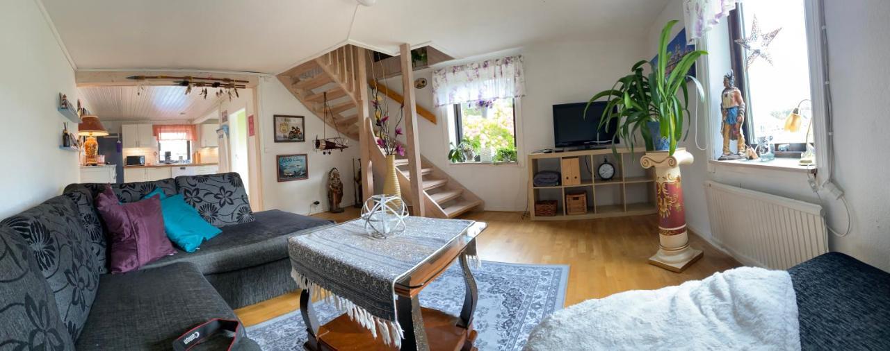 AirbnbEkåsberg Olofstorp Exterior foto